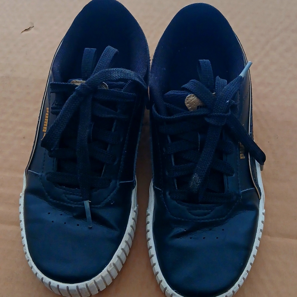 shoes puma boy  size 2c